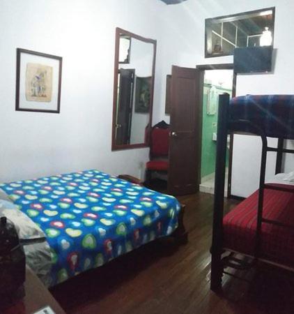 Mkl Barranco Y Surco Albergue Lima